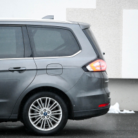 Ford galaxy V-line 2,5 duratec hybrid 140 kW FHEV - test 2023