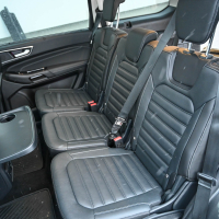 Ford galaxy V-line 2,5 duratec hybrid 140 kW FHEV - test 2023