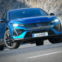 Peugeot 408 1,6 THP hybrid GT 225 e-EAT8 - test 2023