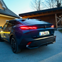 Peugeot 408 1,6 THP hybrid GT 225 e-EAT8 - test 2023