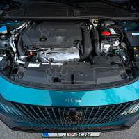 Peugeot 408 1,6 THP hybrid GT 225 e-EAT8 - test 2023