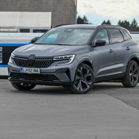 Renault austral E-tech full hybrid 200 iconic esprit alpine - test 2023