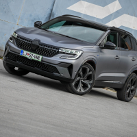 Renault austral E-tech full hybrid 200 iconic esprit alpine - test 2023