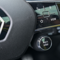Renault austral E-tech full hybrid 200 iconic esprit alpine - test 2023