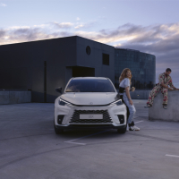 Lexus LBX - za volanom 2023