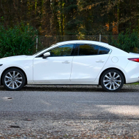 Mazda 3 e-skyactiv G 122 plus - test 2023
