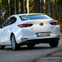Mazda 3 e-skyactiv G 122 plus - test 2023