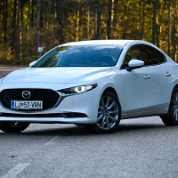 Mazda 3 e-skyactiv G 122 plus - test 2023