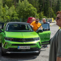 Člani AMZS so sedli za volan najsodobnejših Oplovih avtomobilov - delavnica 2023