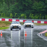 Continental all season contact 2 - celoletne pnevmatike za volanom 2023