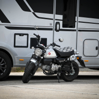 Honda motocikla za avtodom - na motorju 2023