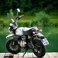 Honda motocikla za avtodom - na motorju 2023