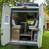 Opel movano van apollo 2,2 d L4H2 - test 2023