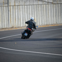 Piaggio MP3 530 HPE - na motorju test 2023