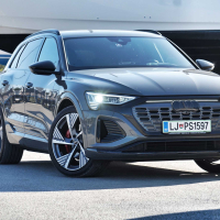 Audi Q8 e-tron 55 S line - test 2023