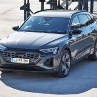 Audi Q8 e-tron 55 S line - test 2023