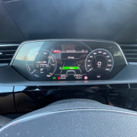 Audi Q8 e-tron 55 S line - test 2023