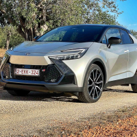 Toyota C-HR - za volanom 2023