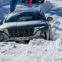 Zasnežena vozniška delavnica za člane AMZS - Veriga Lesce, Hyundai in AMZS delavnica 2024