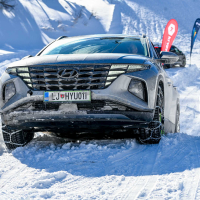 Zasnežena vozniška delavnica za člane AMZS - Veriga Lesce, Hyundai in AMZS delavnica 2024