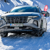 Zasnežena vozniška delavnica za člane AMZS - Veriga Lesce, Hyundai in AMZS delavnica 2024