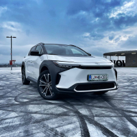 Toyota bz4X AWD style - test 2024
