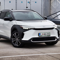 Toyota bz4X AWD style - test 2024