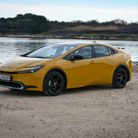 Toyota prius 2.0 PHEV premium - test 2024