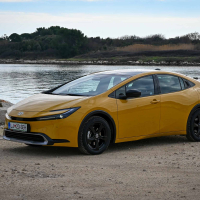 Toyota prius 2.0 PHEV premium - test 2024