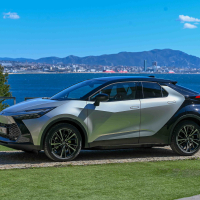 Toyota C-HR PHEV - Za volanom 2024