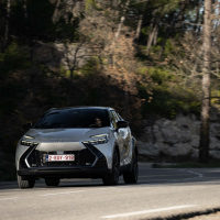 Toyota C-HR PHEV - Za volanom 2024