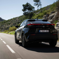 Toyota C-HR PHEV - Za volanom 2024