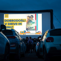 Drive-in kino pred AMZS Ptuj