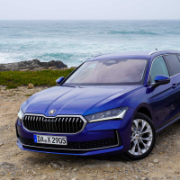 Škoda superb -  za volanom 2024