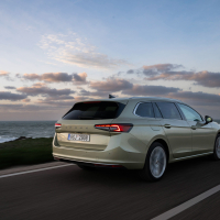 Škoda superb -  za volanom 2024