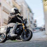 BMW CE 02 - za volanom 2024