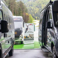 Novinarska konferenca: varna vožnja z avtodomi