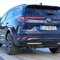 Renault espace iconic e-tech hybrid 200 - test 2024