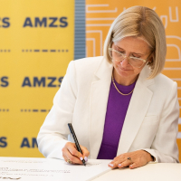 PLU in AMZS podpisala partnerstvo za napredek