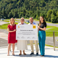PLU in AMZS podpisala partnerstvo za napredek