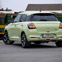 Suzuki swift 1,2 dualjet hibrid allgrip elegance - test 2024