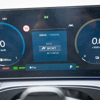 Hyundai santa fe PHEV 1,6 T-GDI impression - test 2025