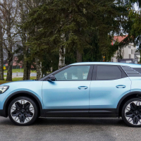 Ford explorer premium 250 kW AWD - test 2025