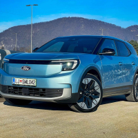 Ford explorer premium 250 kW AWD - test 2025