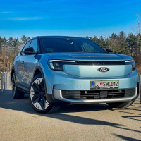 Ford explorer premium 250 kW AWD - test 2025