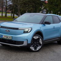 Ford explorer premium 250 kW AWD - test 2025