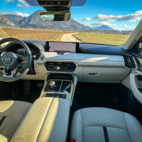 Mazda CX-80 takumi - panorama 2025