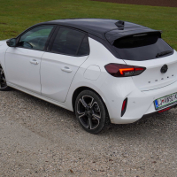 Opel corsa 1,2 turbo hybrid 100 kW GS - test 2025