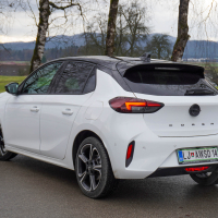 Opel corsa 1,2 turbo hybrid 100 kW GS - test 2025