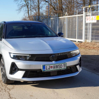 Opel astra sports tourer hybrid ultimate - test 2025